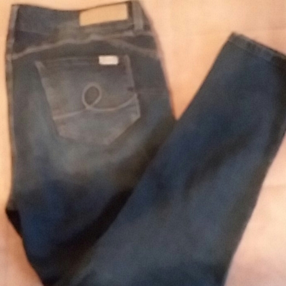 Seven7Jeans - Picture 5 of 5